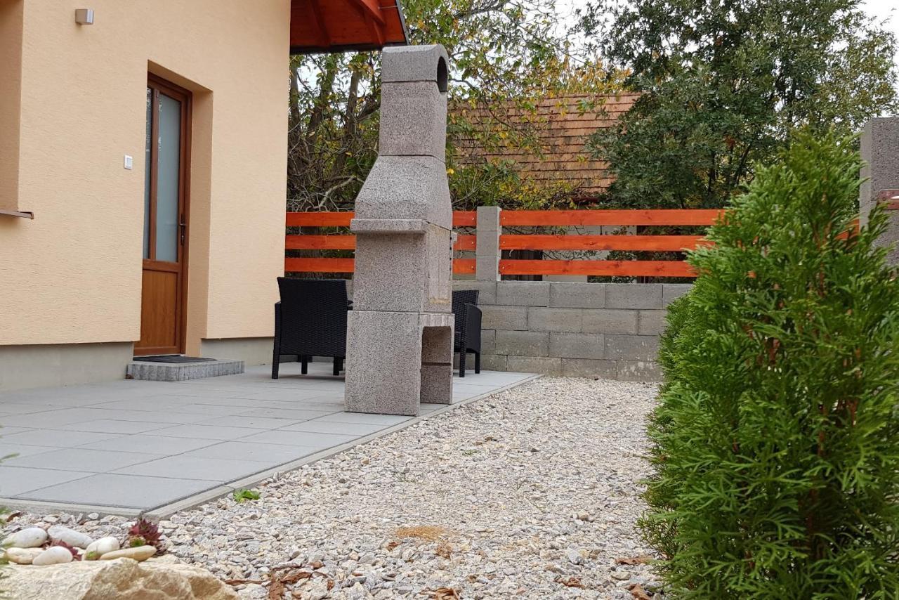 Bungalows Michalka - Podhájska Esterno foto