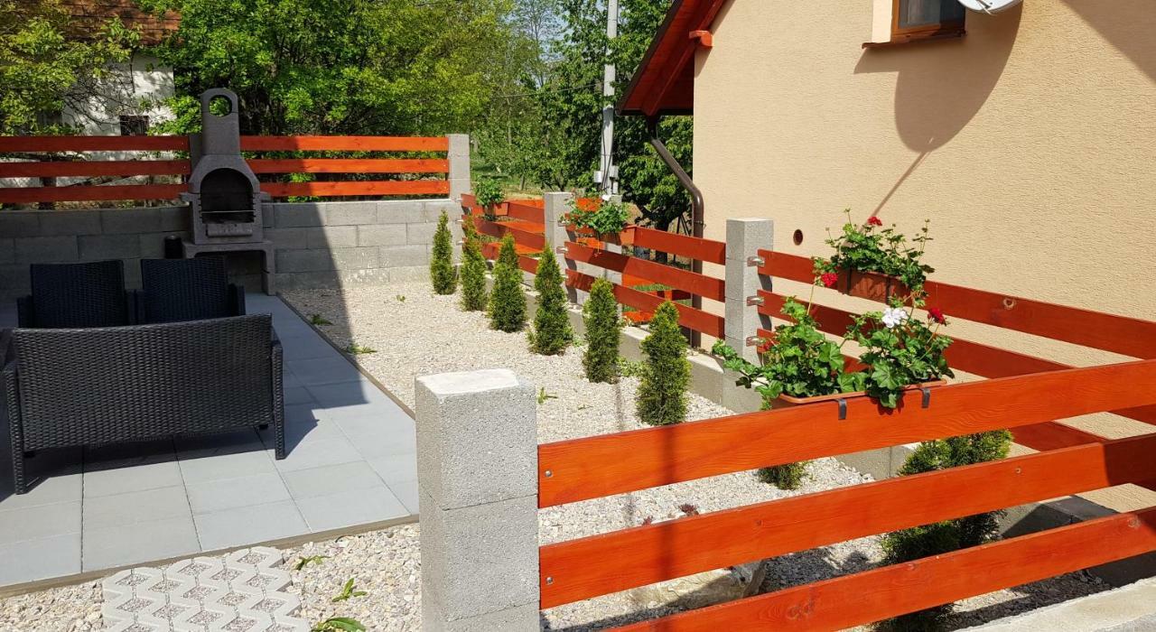 Bungalows Michalka - Podhájska Esterno foto