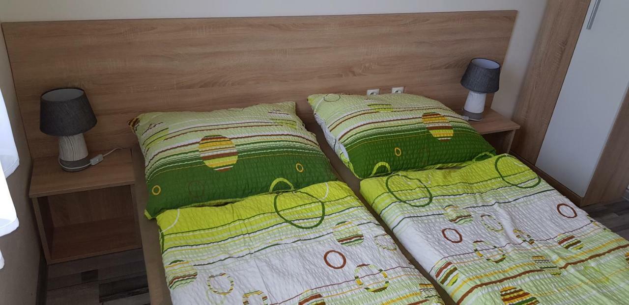 Bungalows Michalka - Podhájska Esterno foto