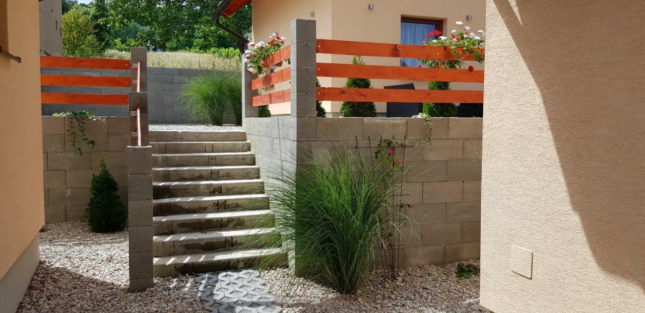 Bungalows Michalka - Podhájska Esterno foto